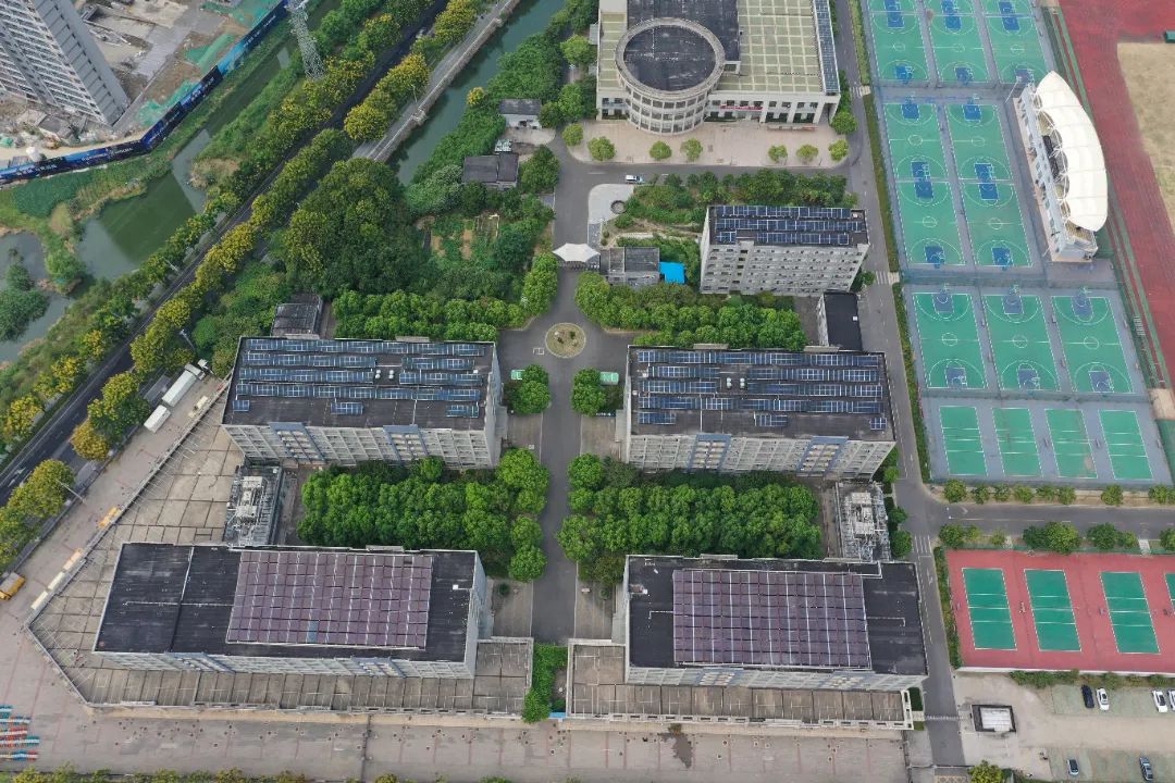 建設綠色低碳學校亚洲精品日本人妻69XXXXХ蜜桃导航一精品导航站，推動光伏與建築一體化發展